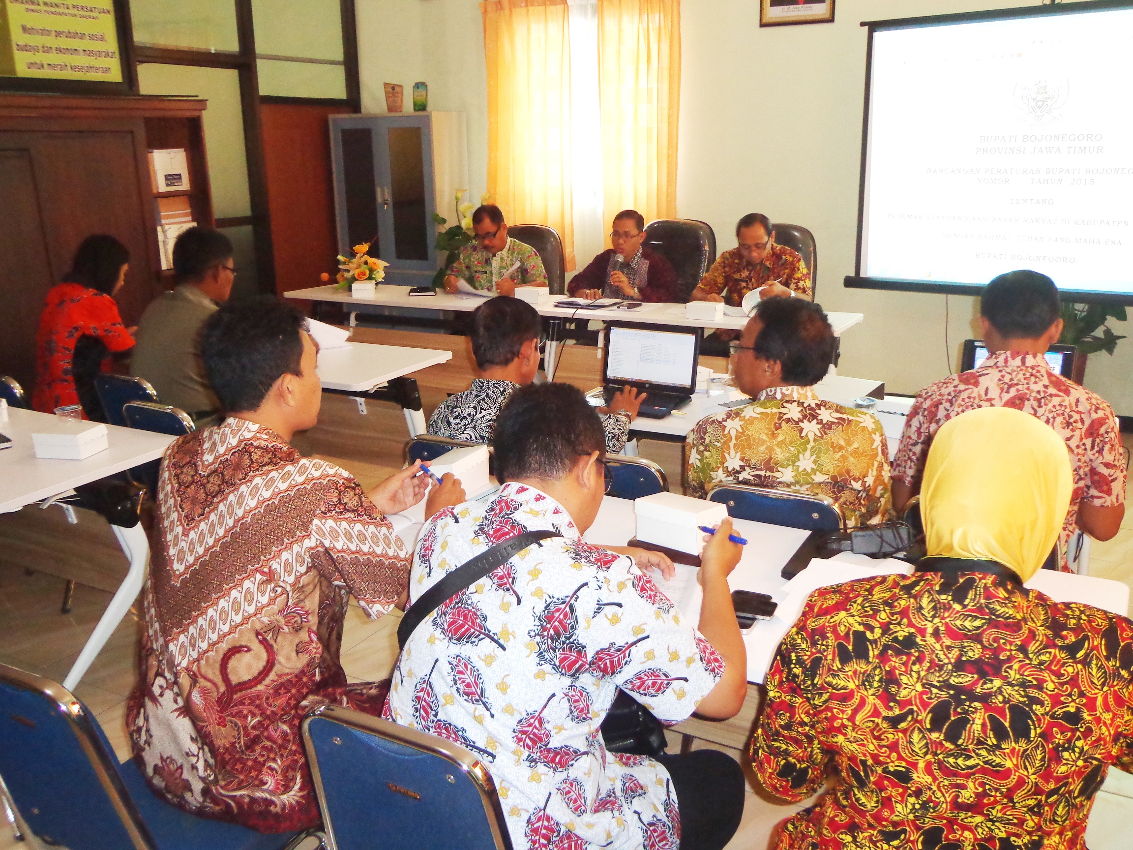 Rakor Raperbub Pedoman Standarisasi Pasar dan Usaha Pariwisata