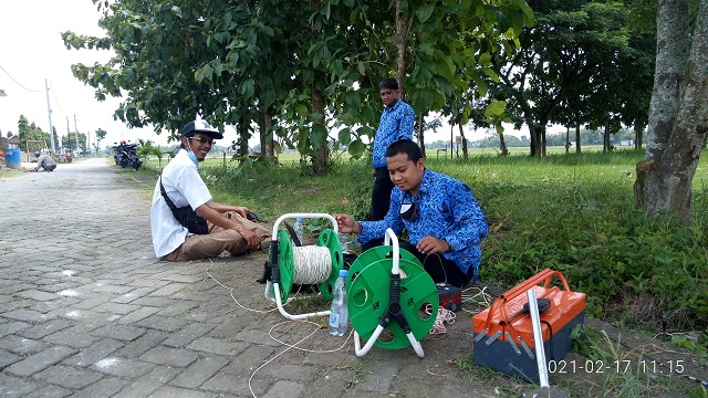 Survey Pencarian Titik Sumber Air dengan Geolistrik program Pamsimas